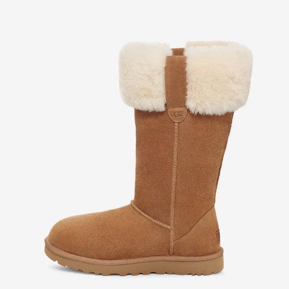 UGG Suhenny Boot - Picture 2 of 6
